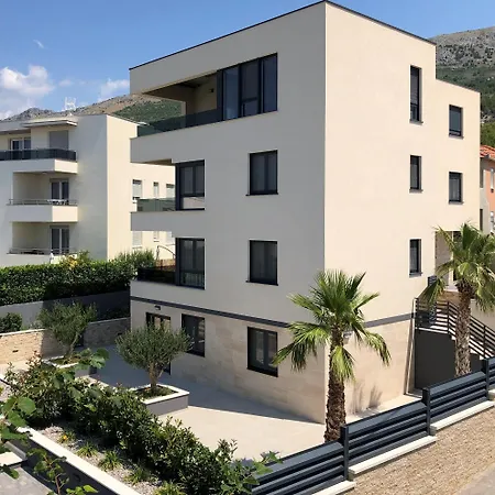 Apartment By The Sea Podstrana, Split - 11935 *